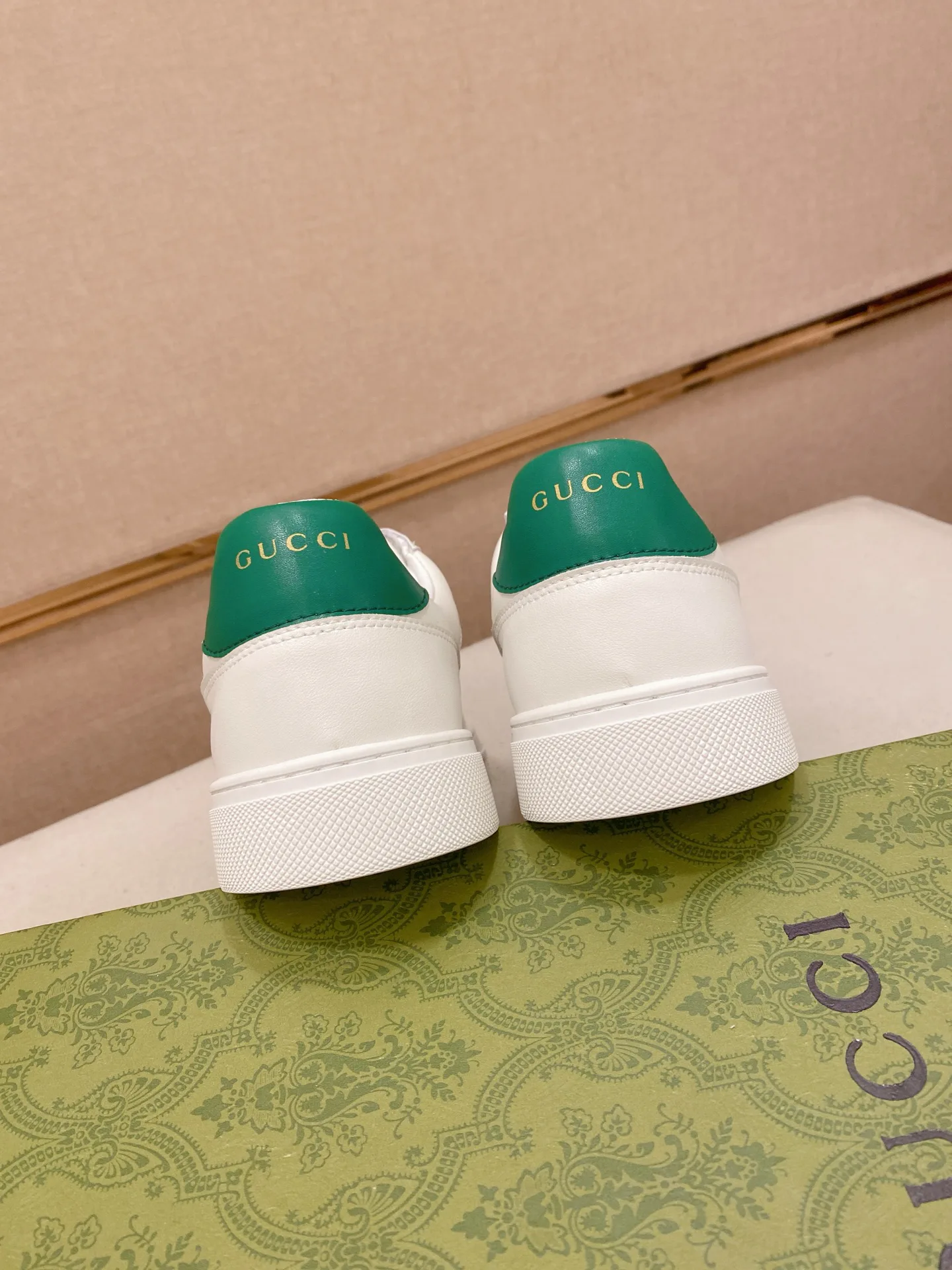 Кроссовки Мужские Gucci 10273031