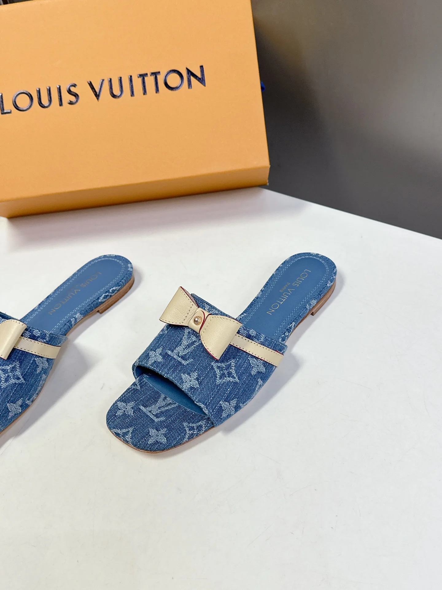 Туфли Женские Louis Vuitton 11458204