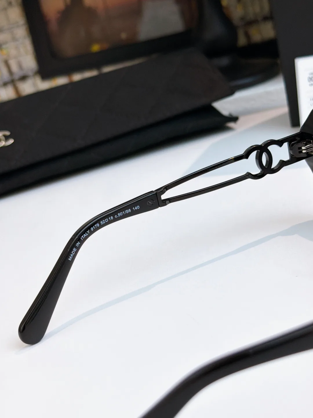 Очки Chanel 13321437