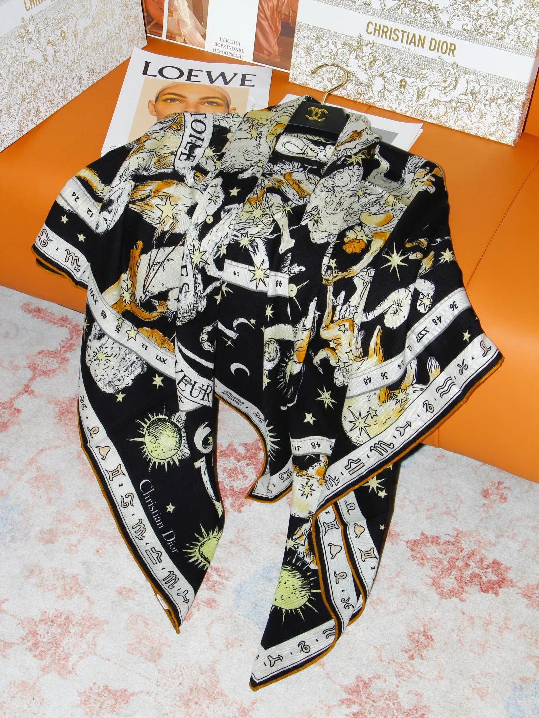 Платки Christian Dior 18003555