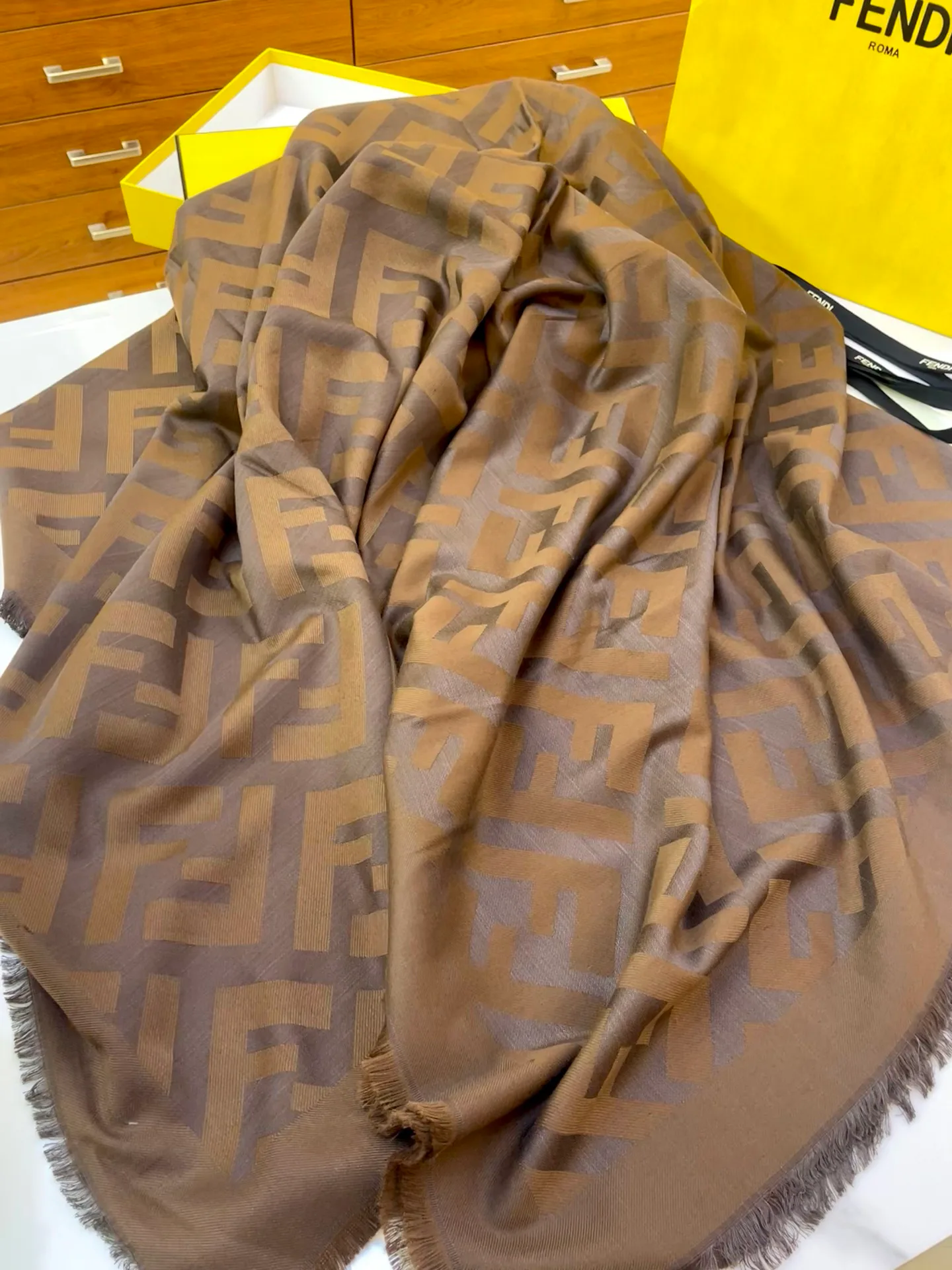 Шарфы Fendi 1981507