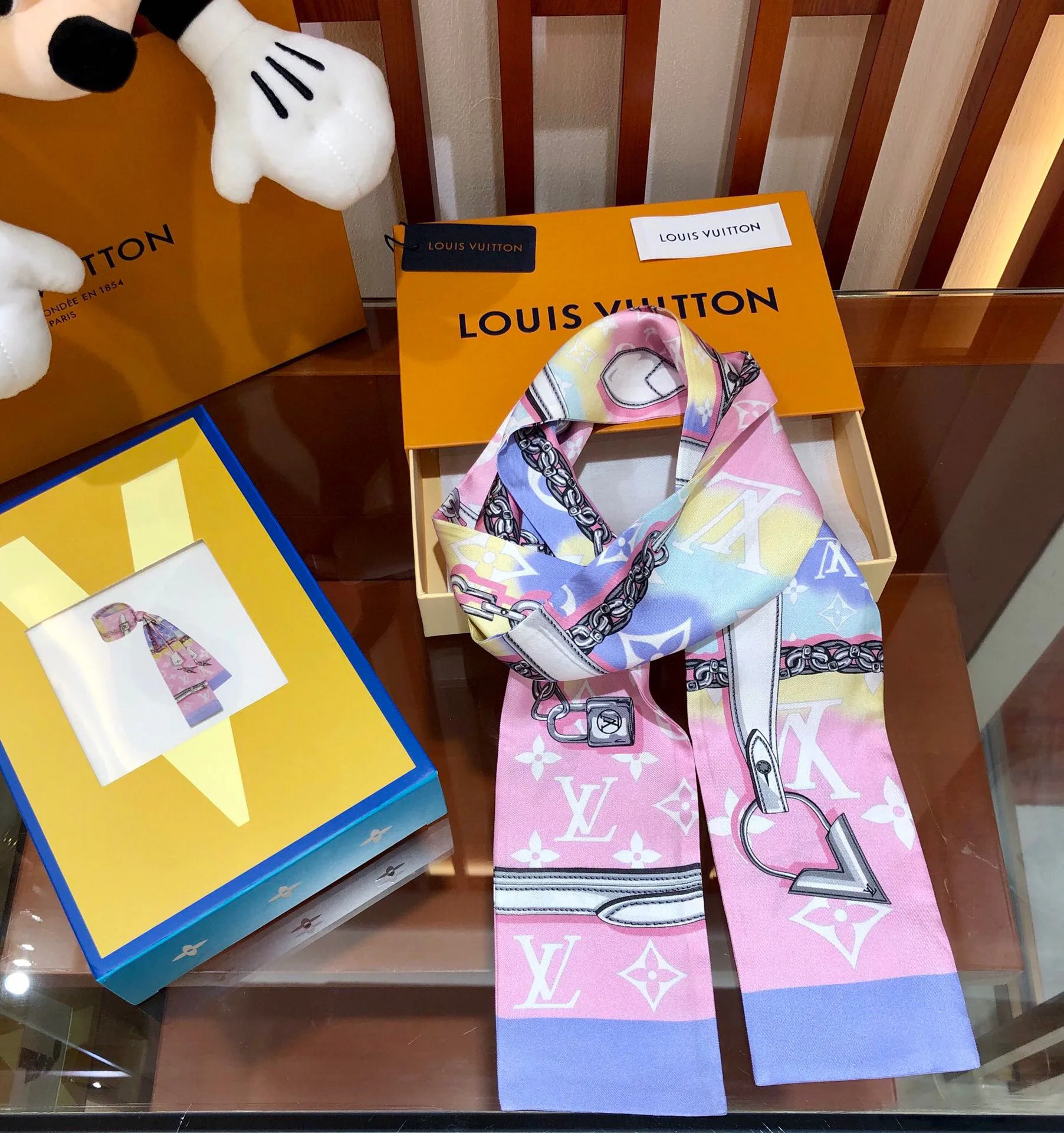 Платки Louis Vuitton 6874544