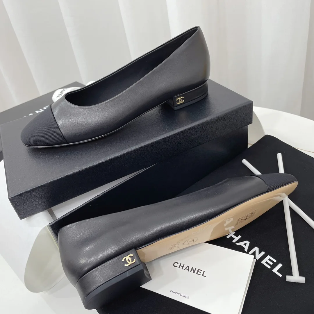 Туфли Женские Chanel 18083198