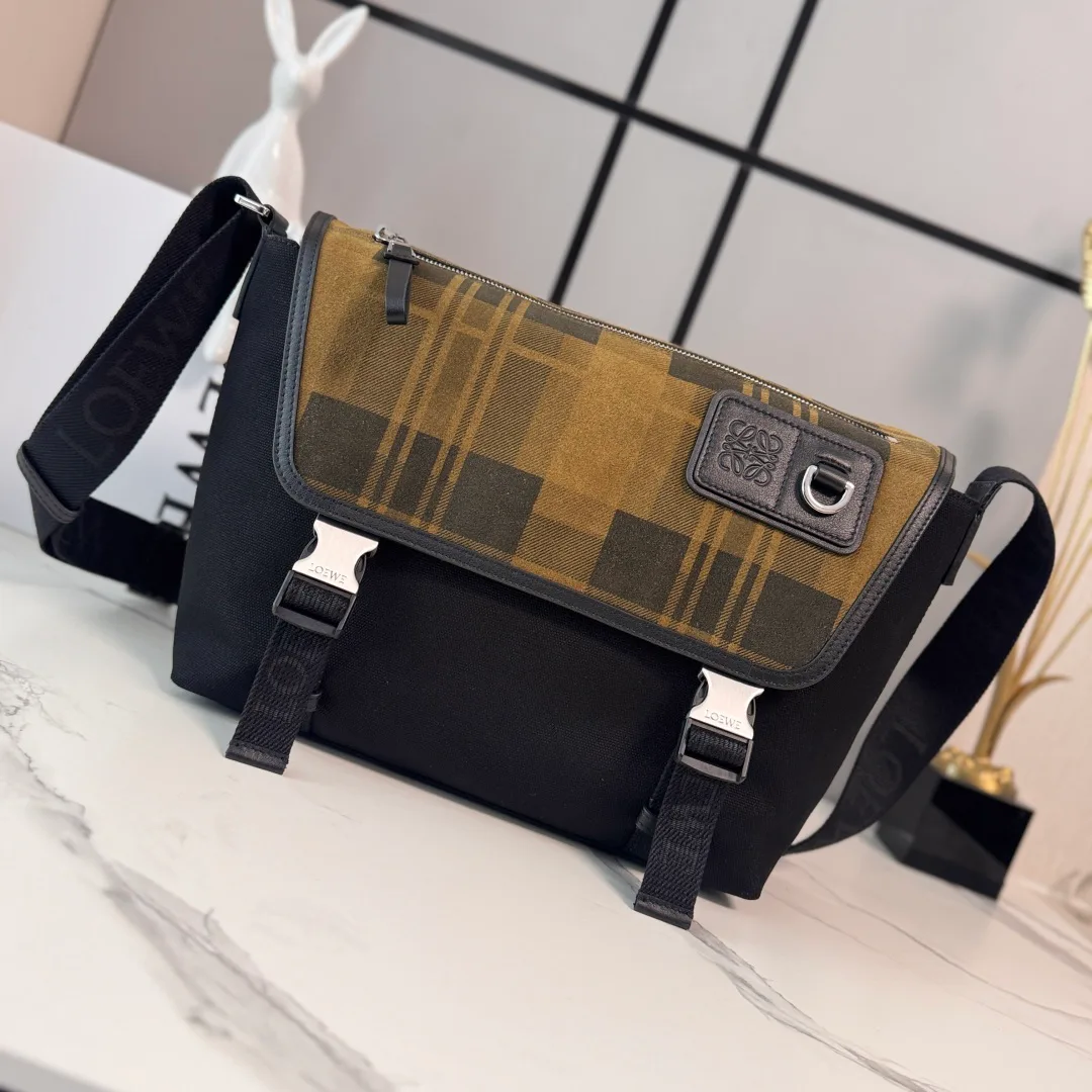 Сумки На Ремне Женские Loewe 11699859