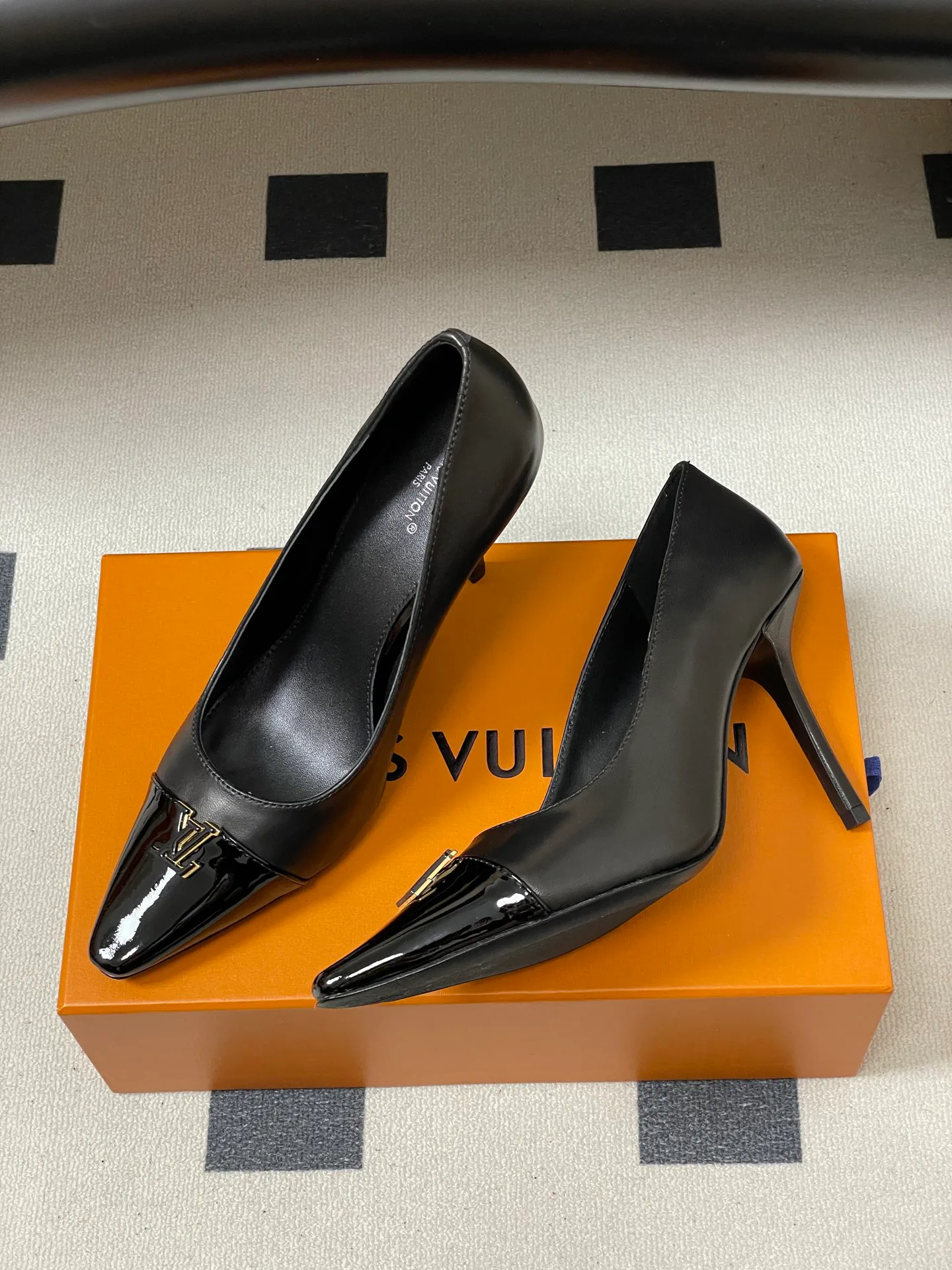 Туфли Женские Louis Vuitton 12755665