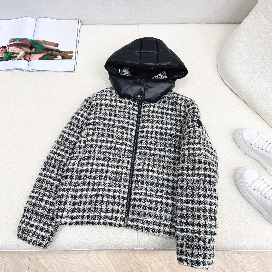 Куртки И Пуховики Женские Moncler 818877