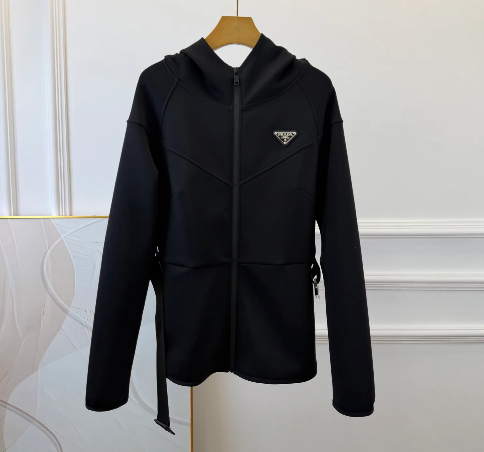 Куртки И Пуховики Женские Prada 18766878