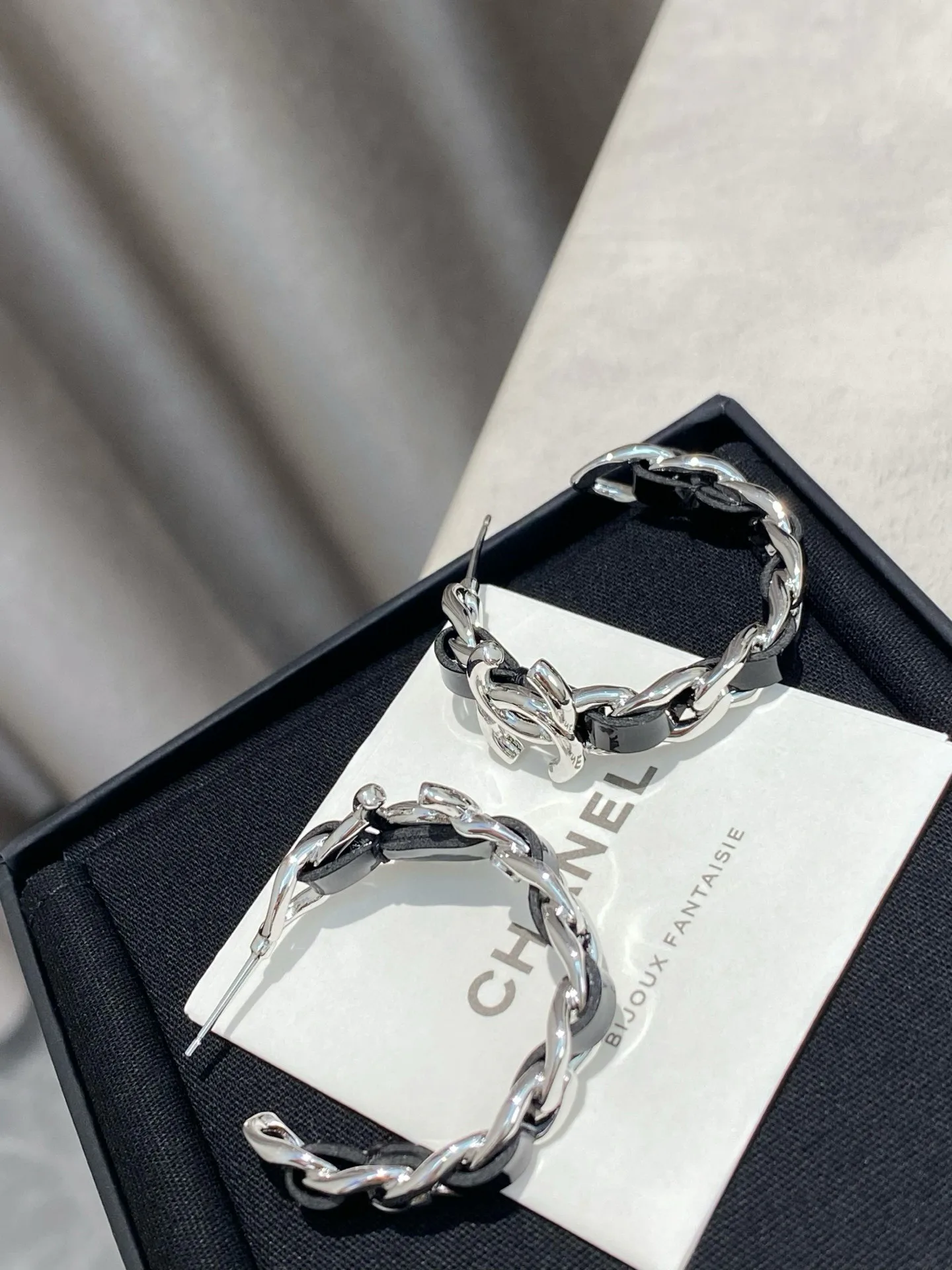 Бижутерия Chanel 70850