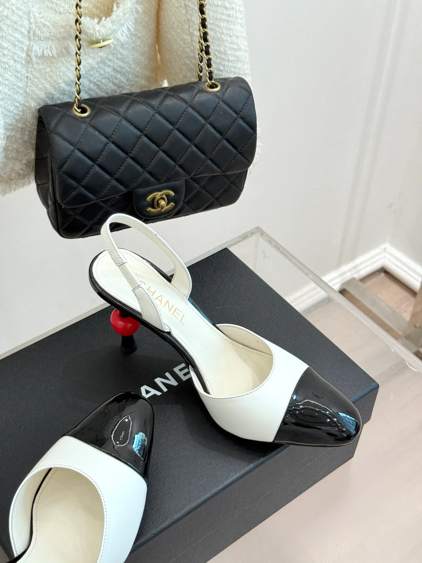 Босоножки Женские Chanel 17425310