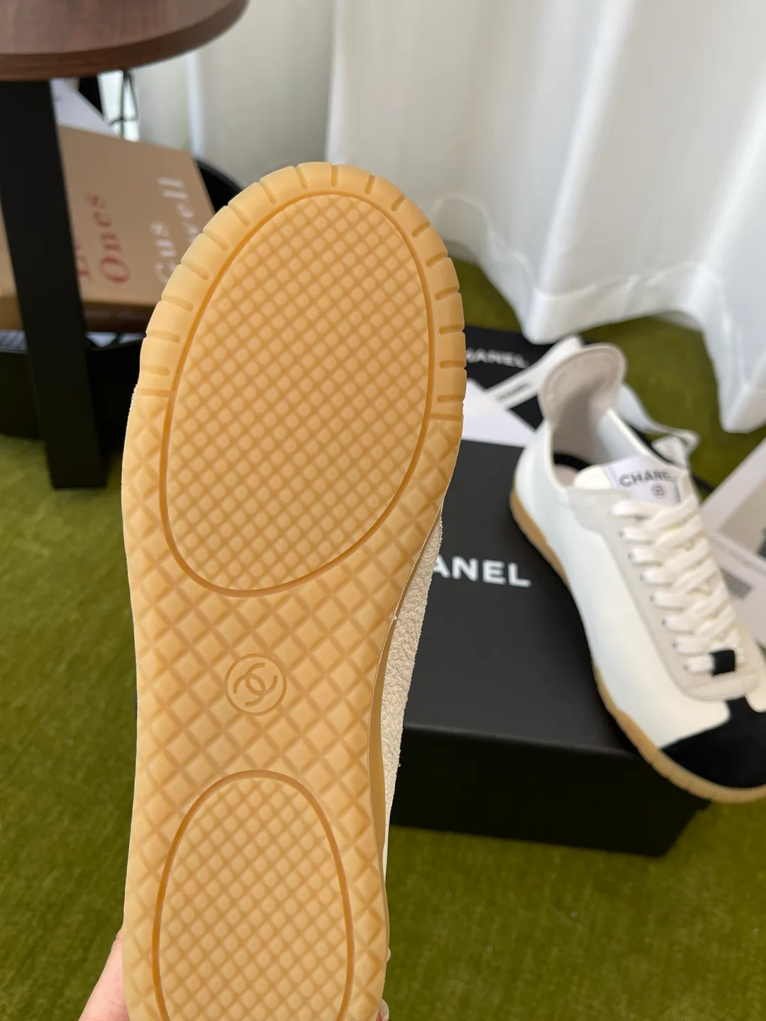 Кроссовки Женские Chanel 19578509