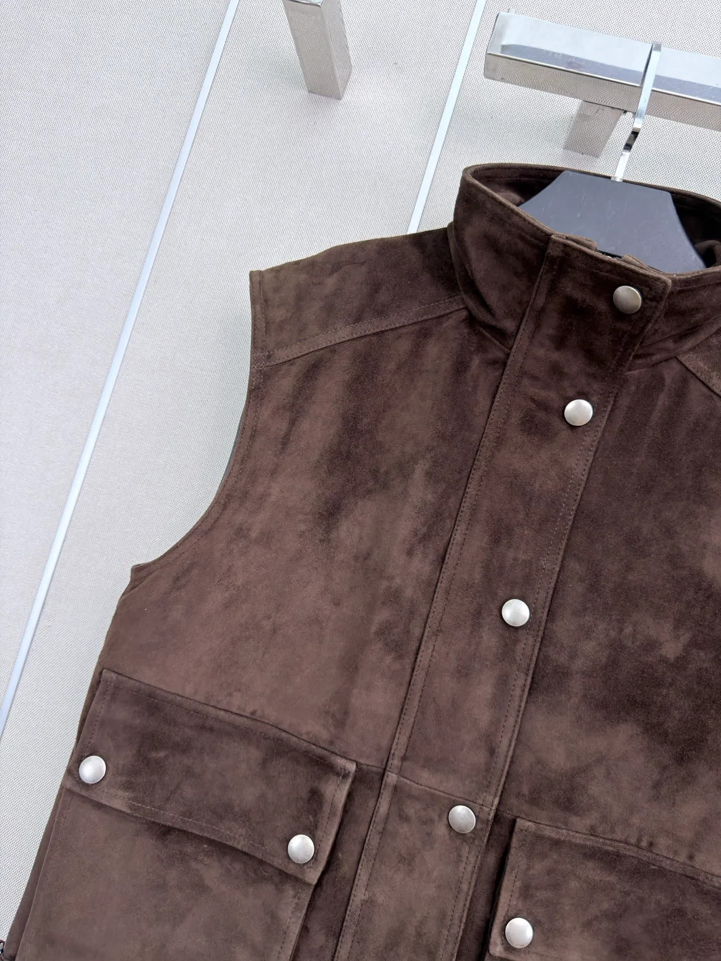 Жилеты Женские Brunello Cucinelli 18403488