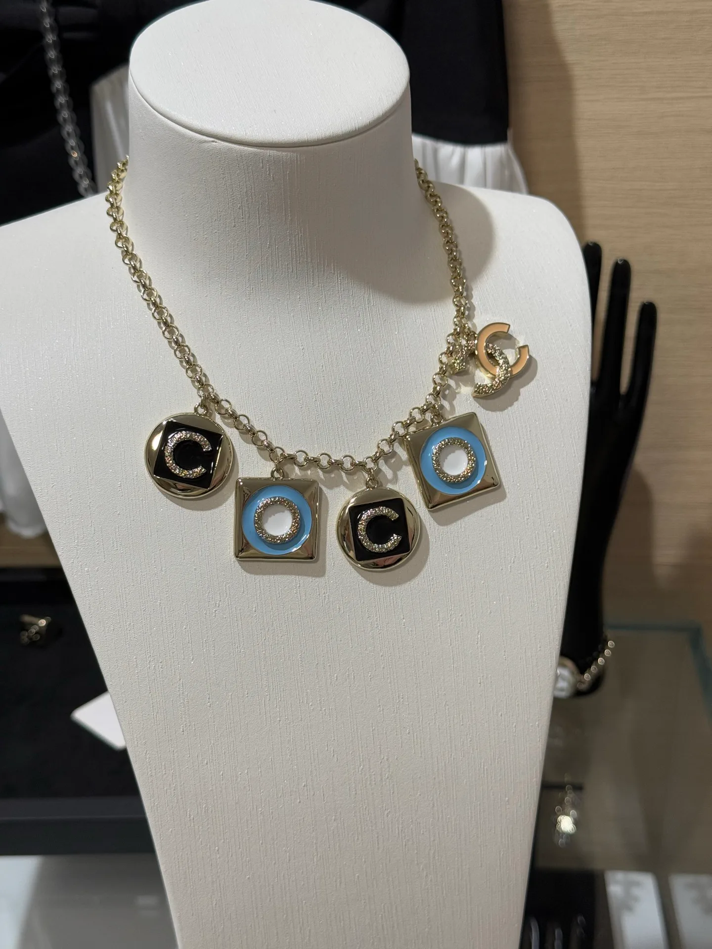 Бижутерия Chanel 821260