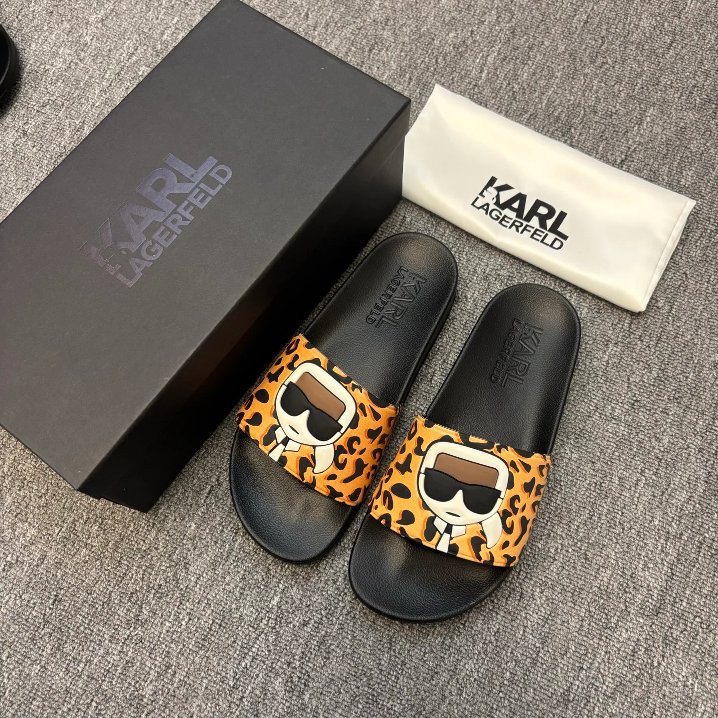 Шлепанцы Женские Karl Lagerfeld 10776052