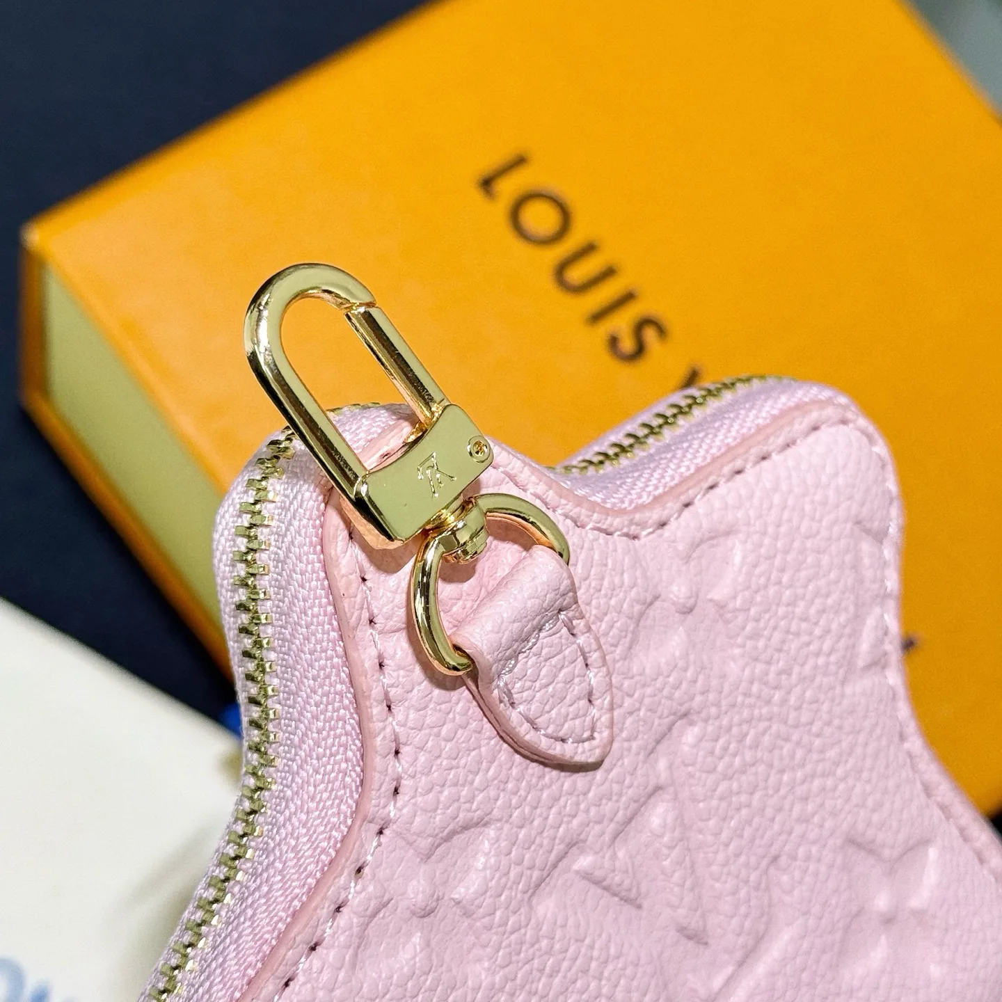 Клатчи Женские Louis Vuitton 1317517