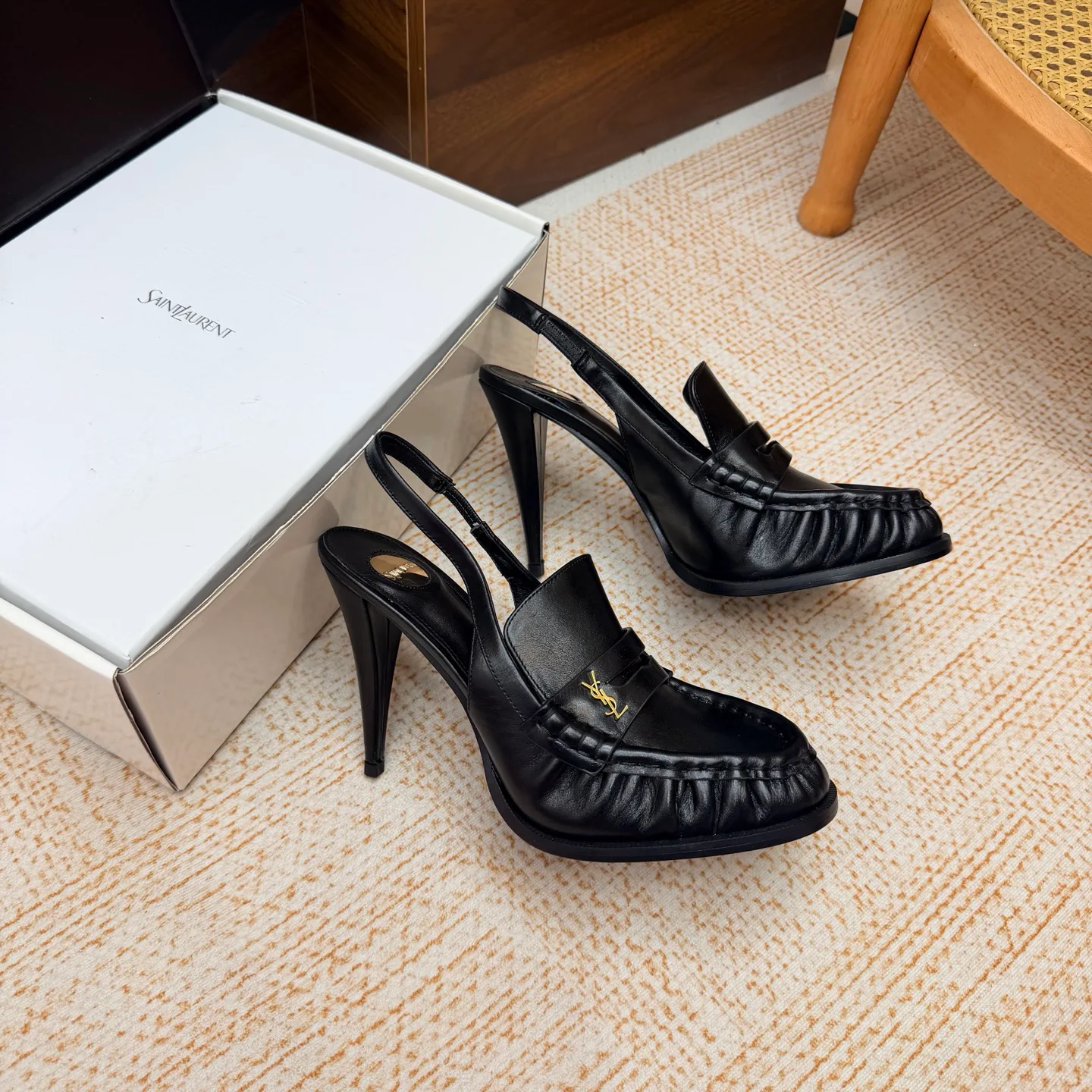Лоферы И Мокасины Женские Saint Laurent 19080224