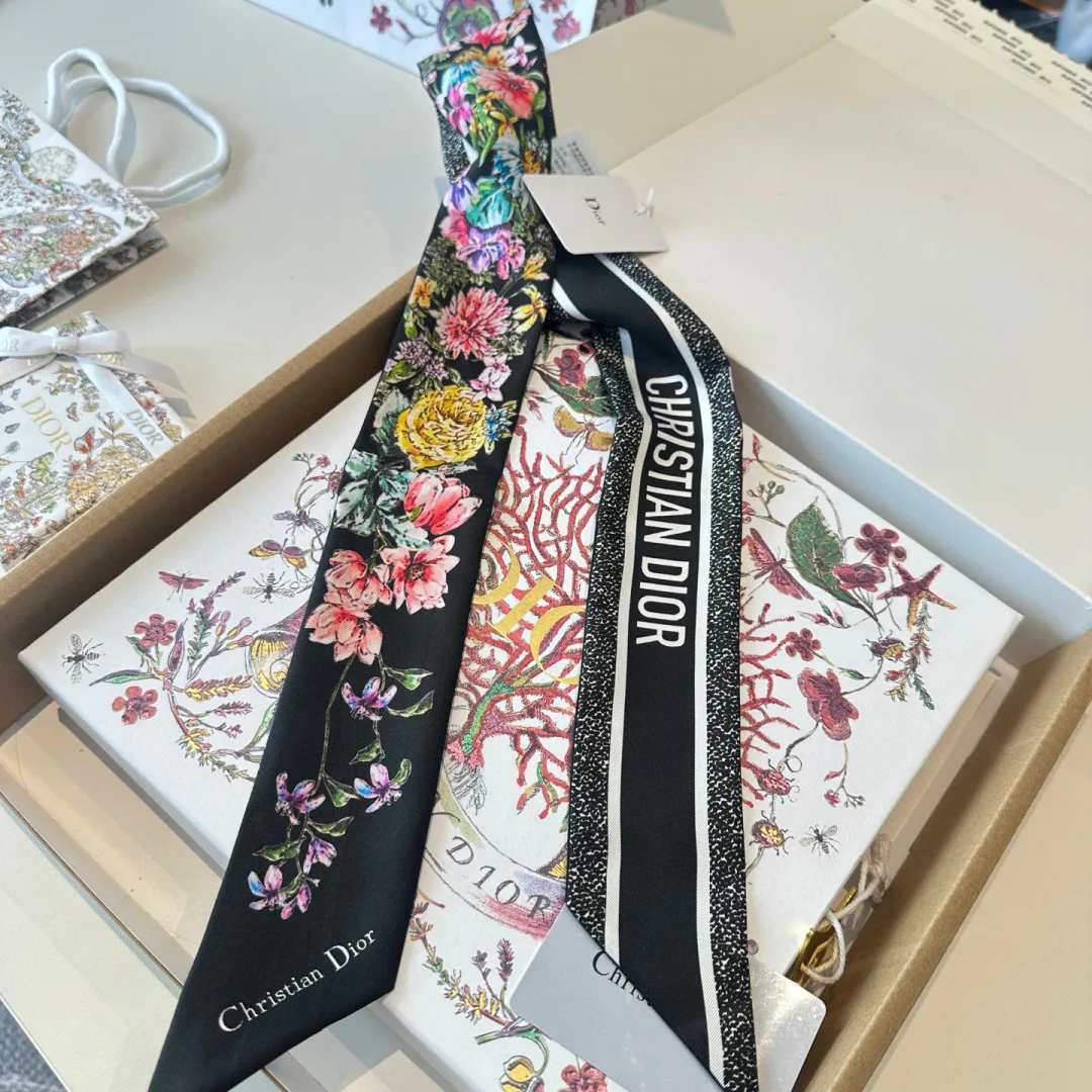 Платки Christian Dior 10416191