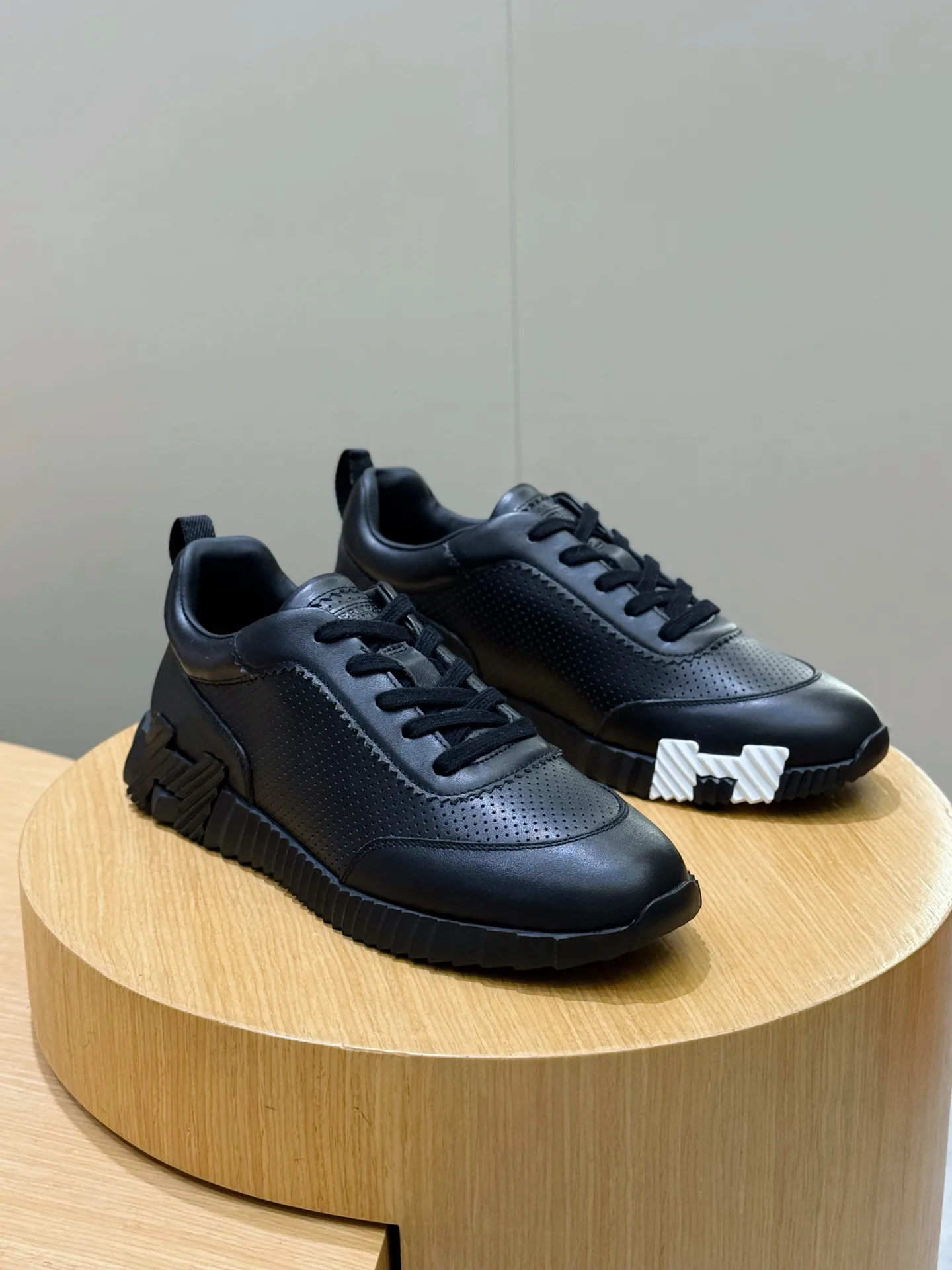 Кроссовки Мужские Hermes 13132116