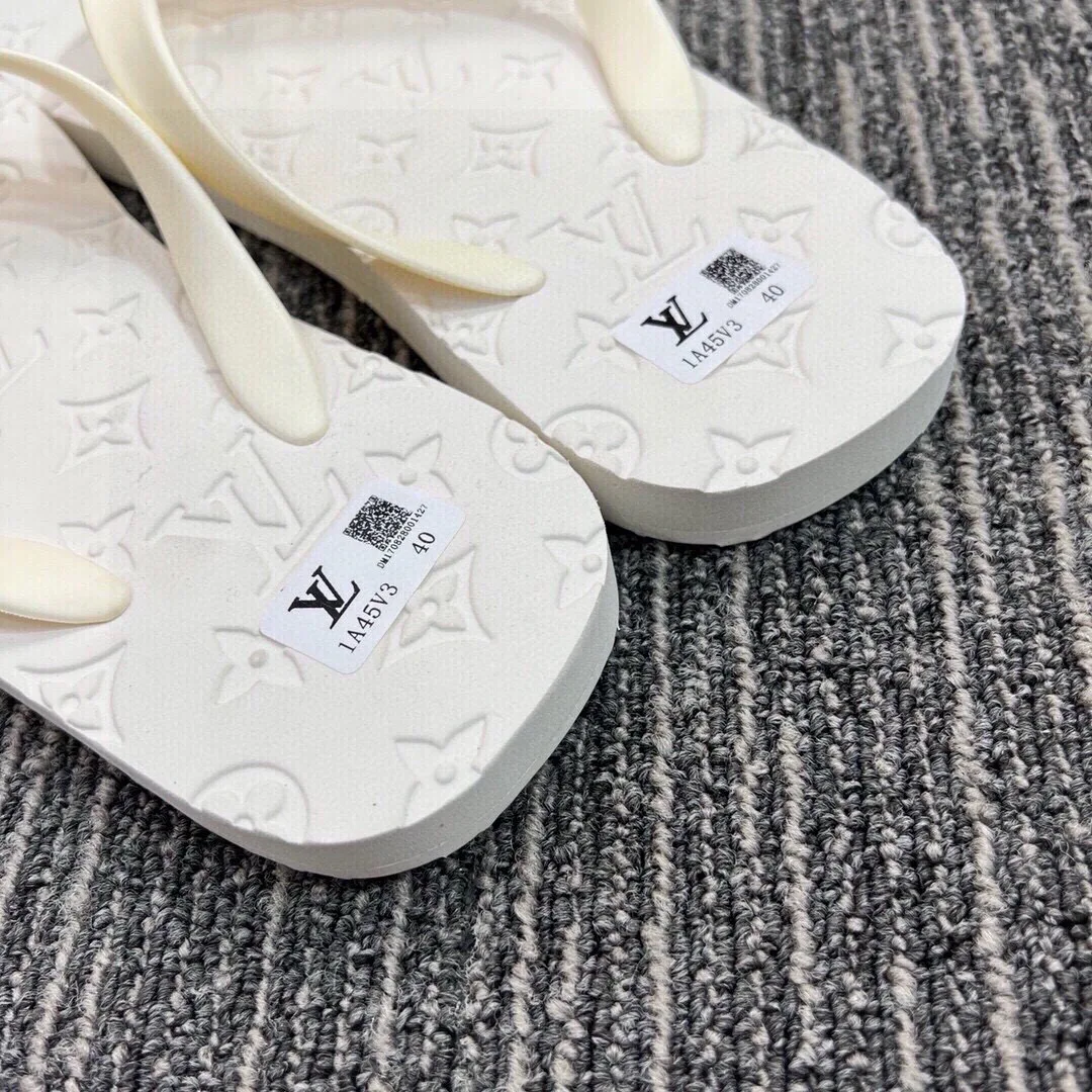 Шлепанцы Мужские Louis Vuitton 10646317