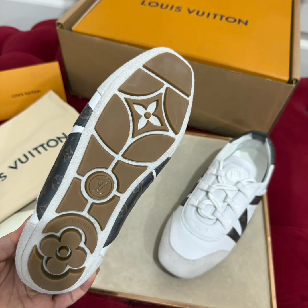 Кроссовки Женские Louis Vuitton 9579125