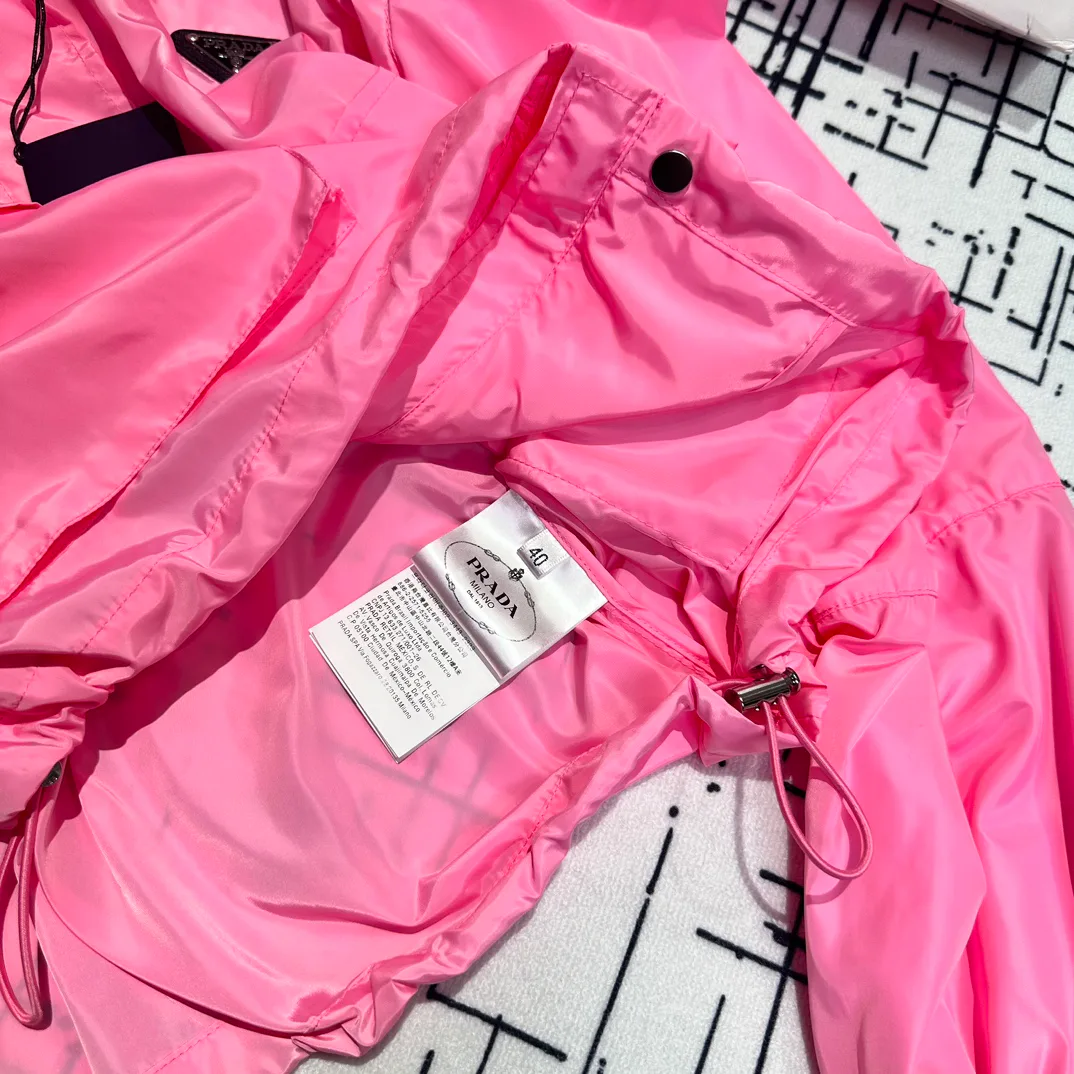 Куртки И Пуховики Женские Prada 28198