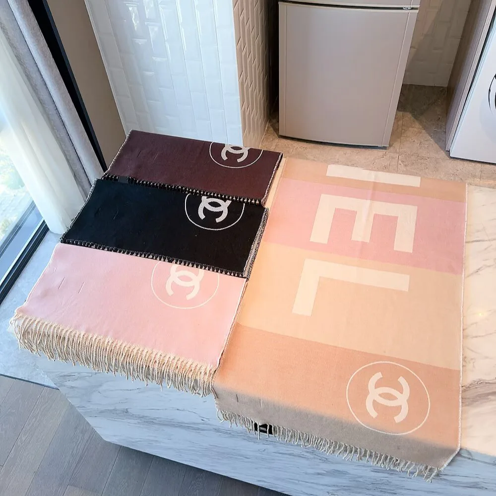 Шарфы Chanel 18002966