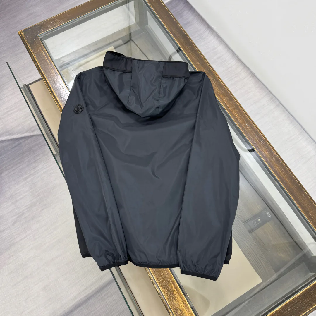 Куртки И Пуховики Женские Moncler 18002120