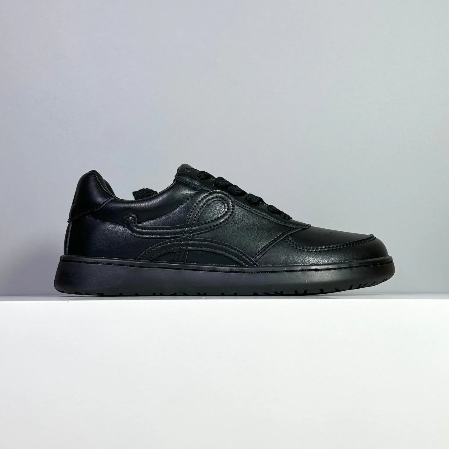 Кроссовки Женские Loewe 2733266
