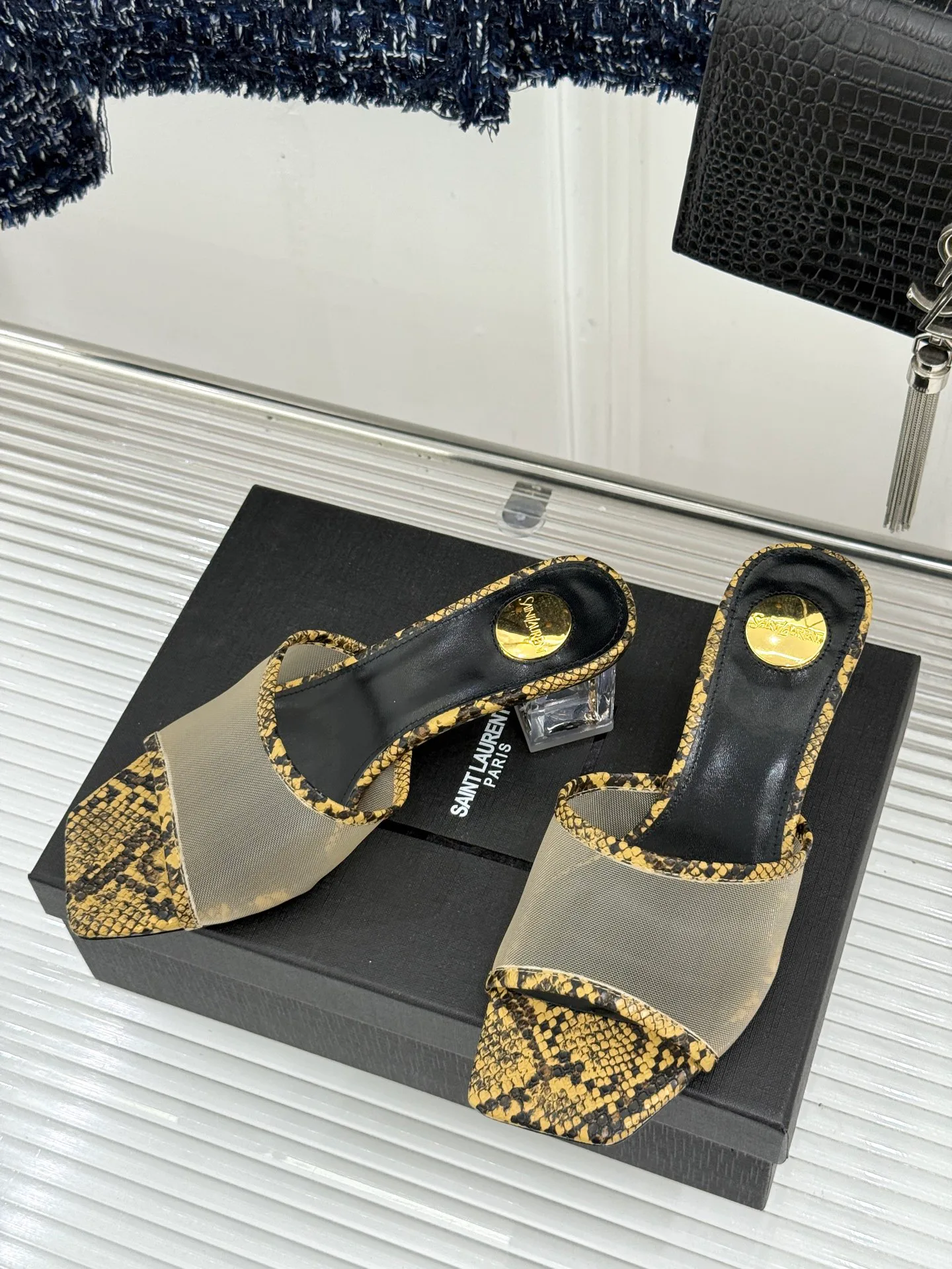 Босоножки Женские Saint Laurent 17024887