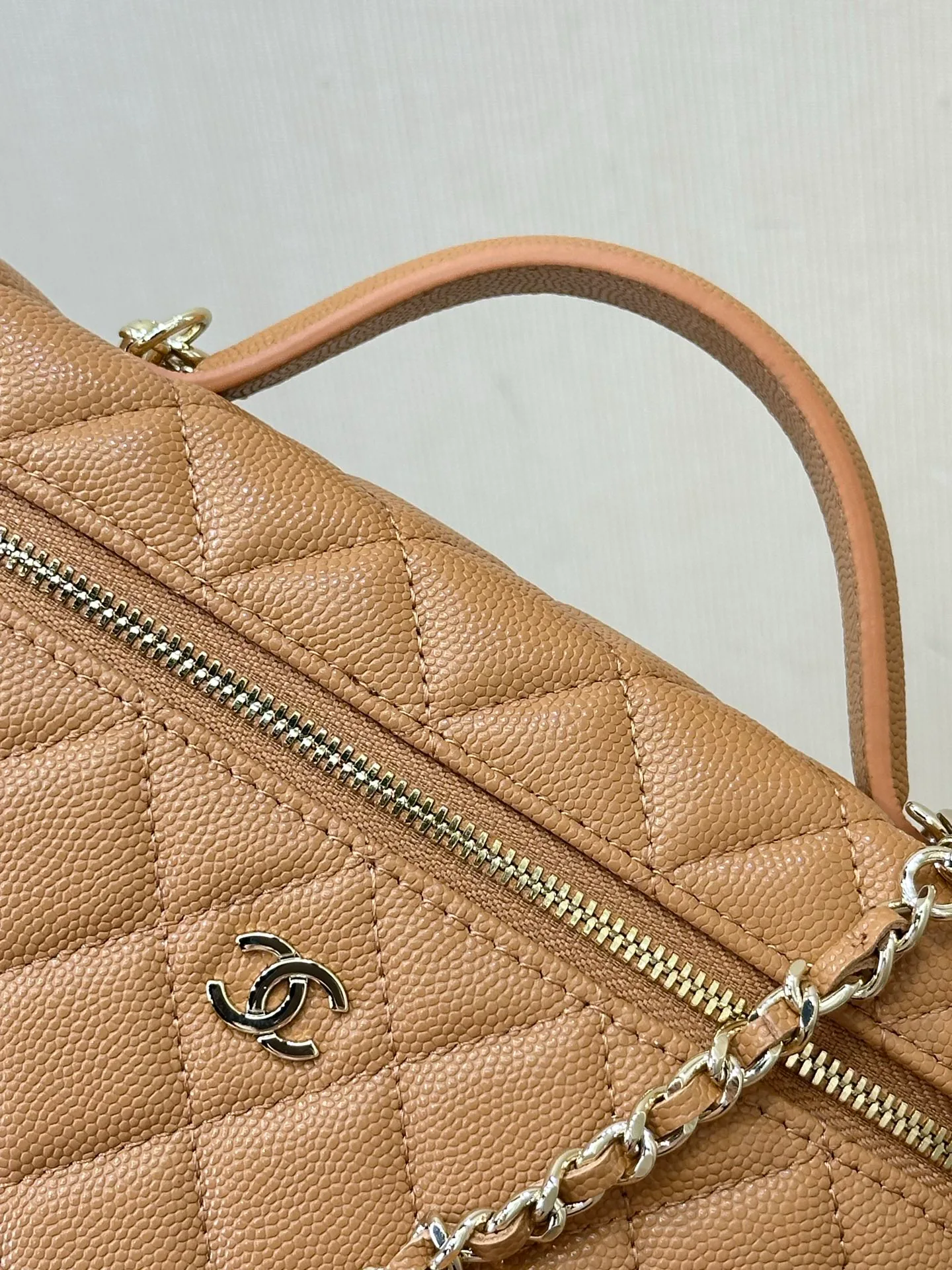 Классические Сумки Женские Chanel 17376228