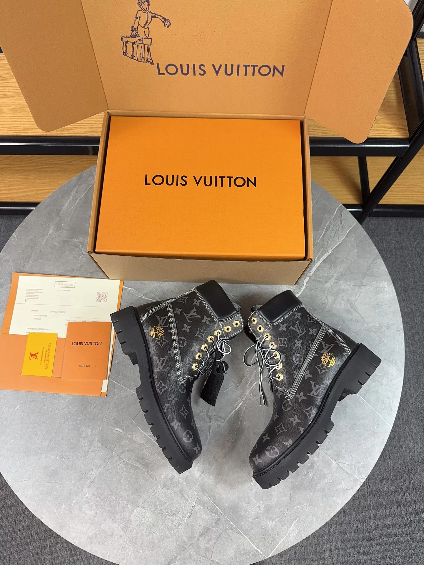 Ботинки Женские Louis Vuitton 18747194