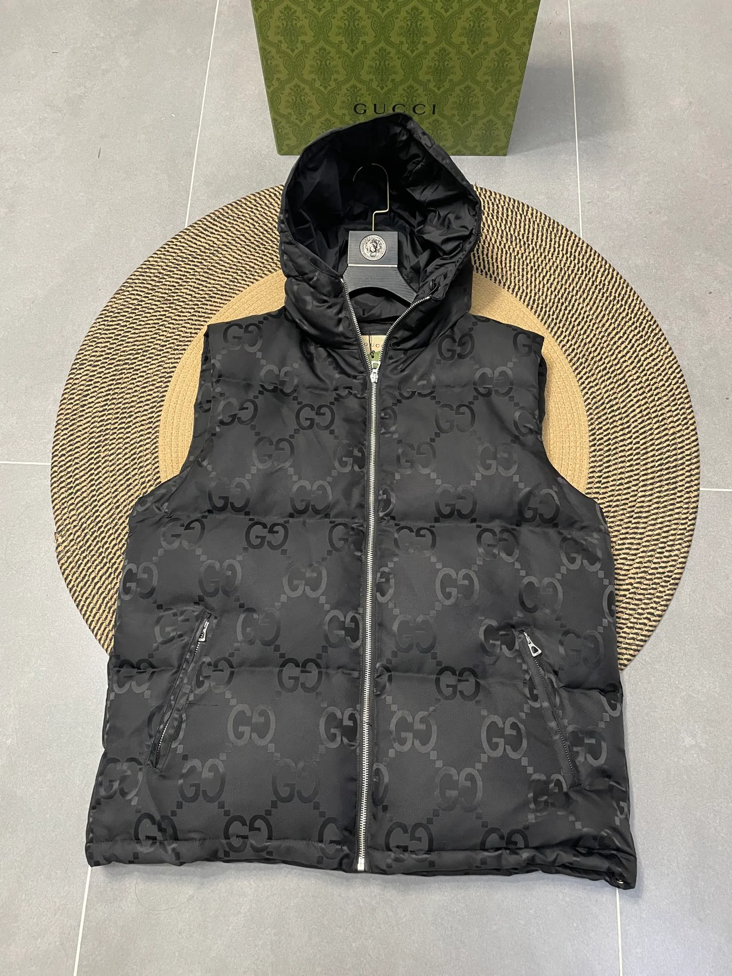 Жилеты Мужские Gucci 384094