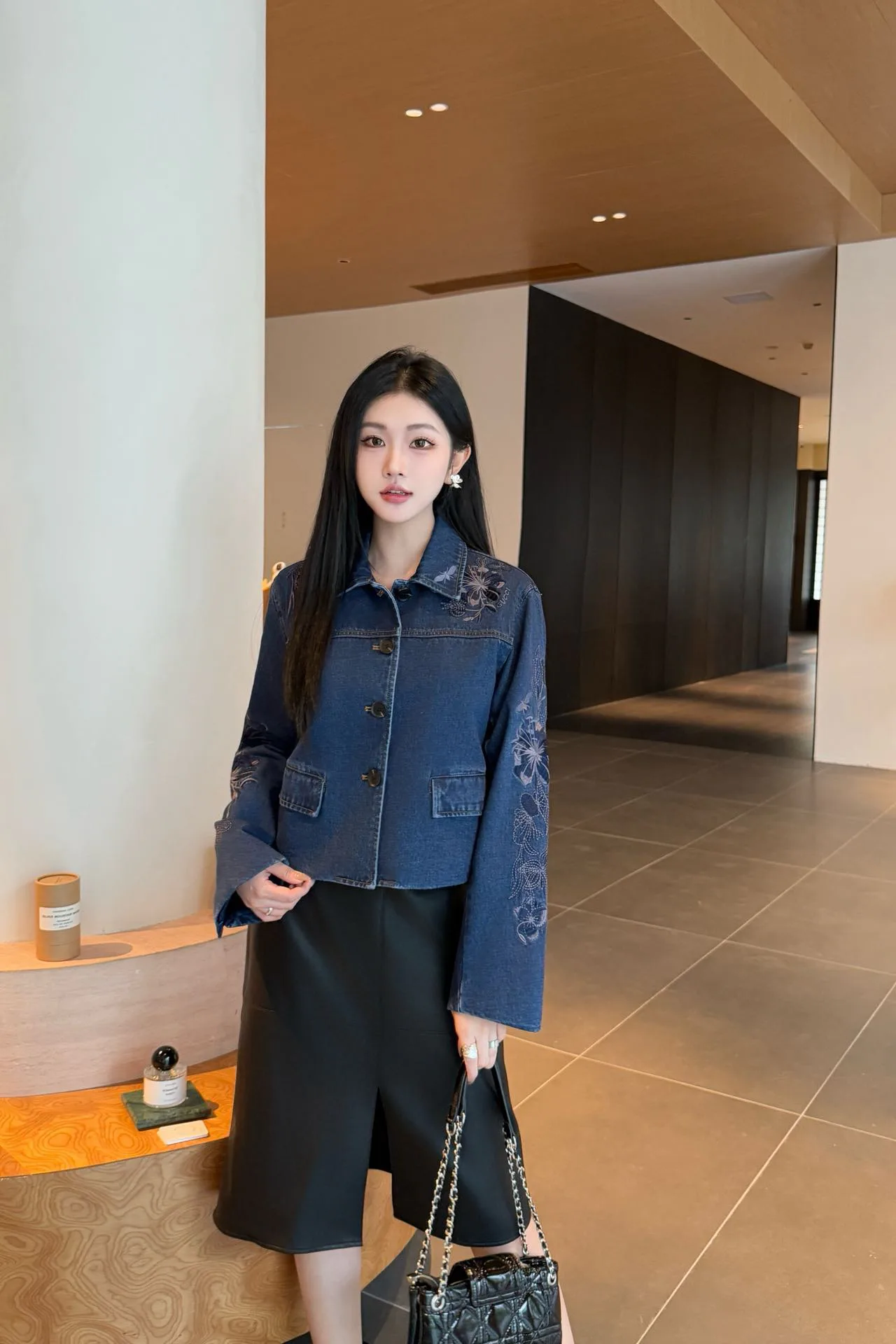 Куртки И Пуховики Женские Gucci 10850638