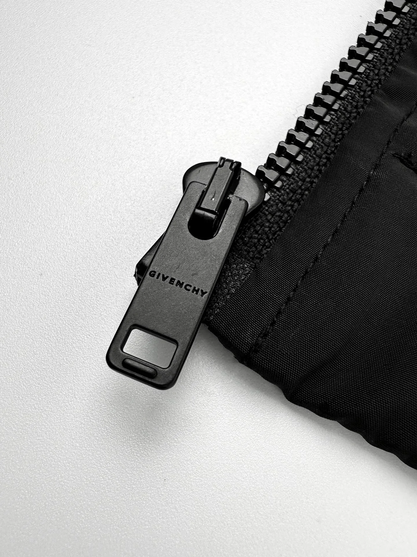 Куртки И Пуховики Мужские Givenchy 64554