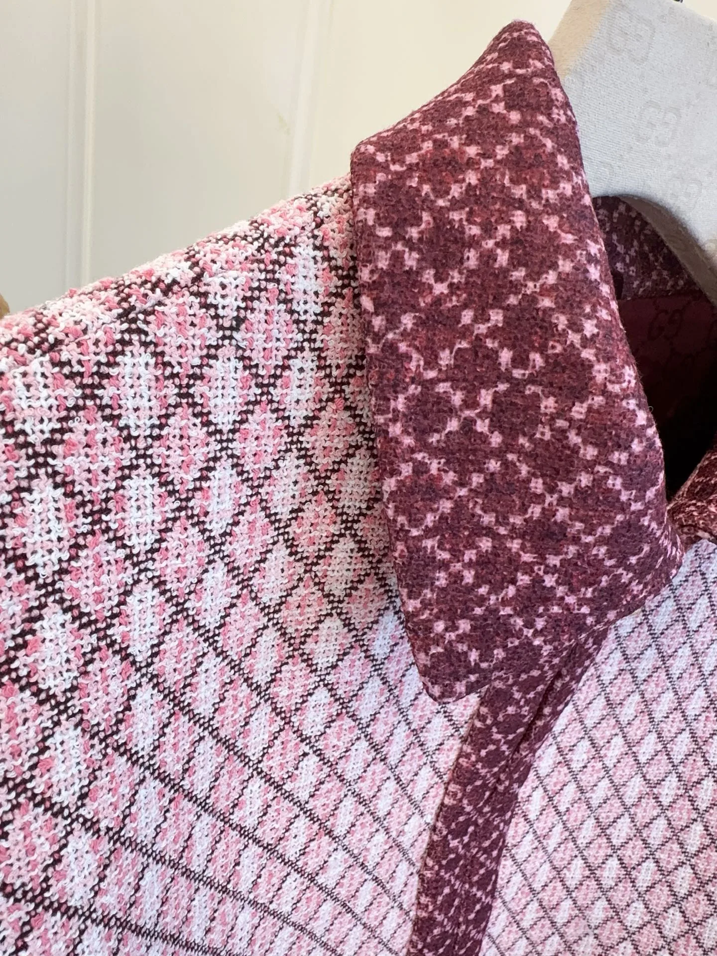 Куртки И Пуховики Женские Gucci 10780263