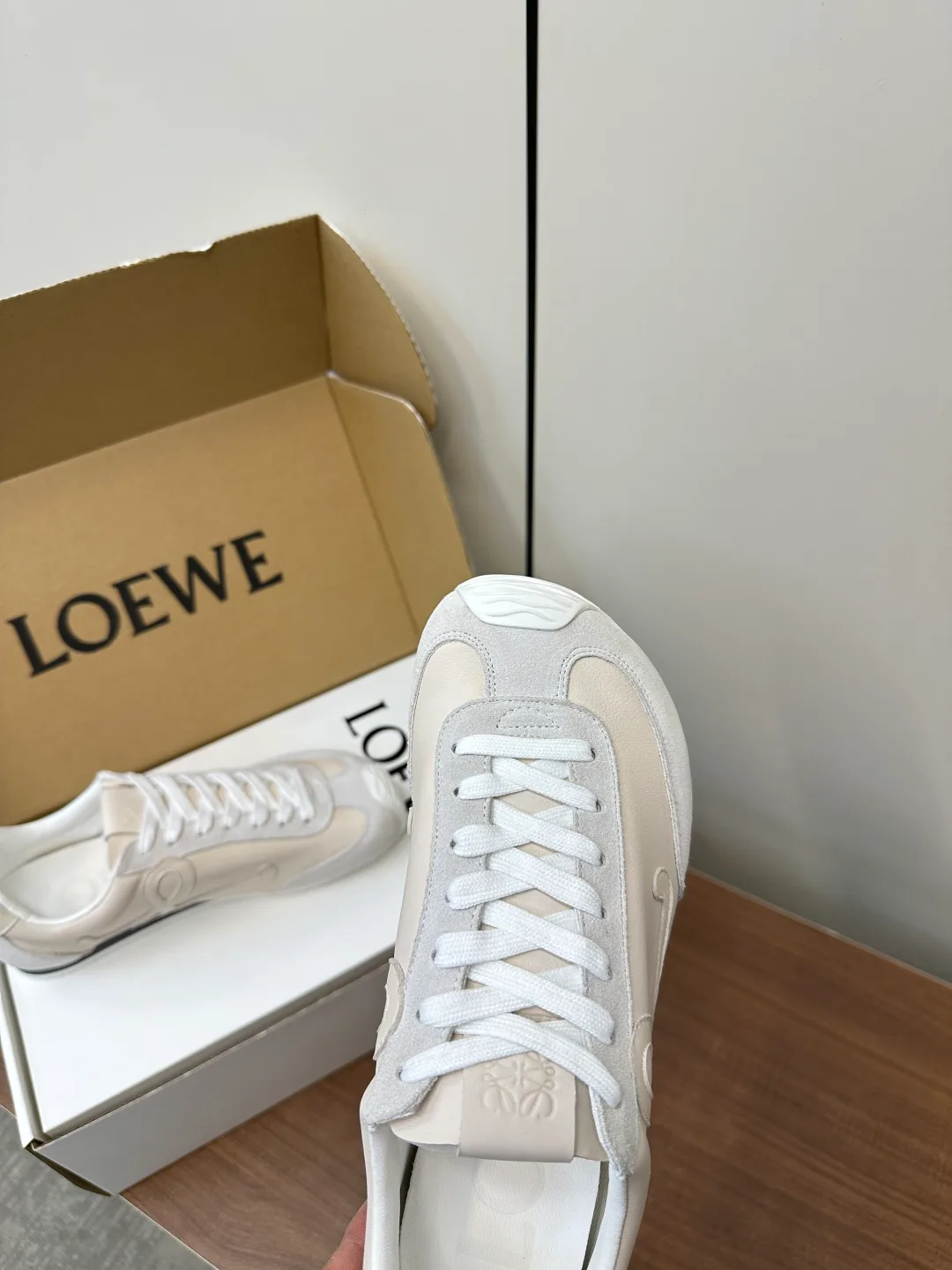Кроссовки Женские Loewe 33131