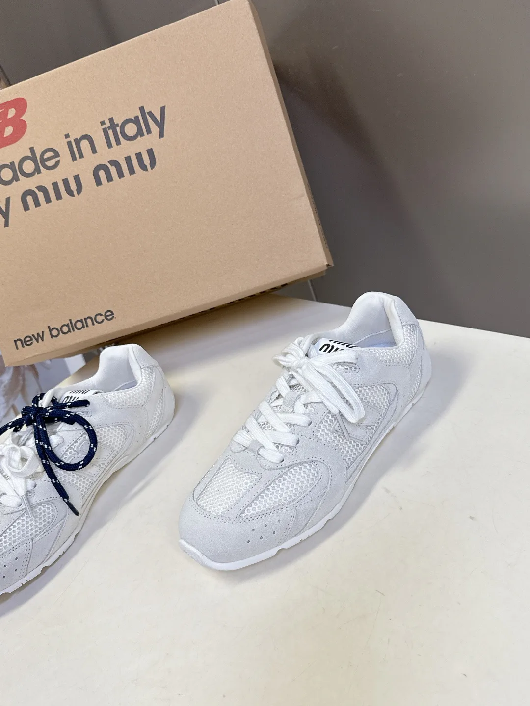 Кроссовки Женские Miu Miu 13454793