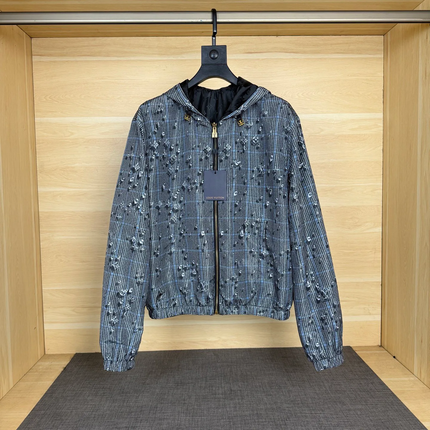 Куртки И Пуховики Мужские Louis Vuitton 13563967