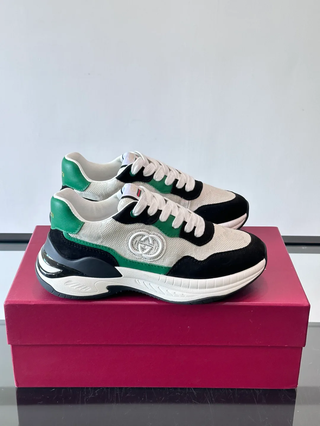 Кроссовки Мужские Gucci 3430323