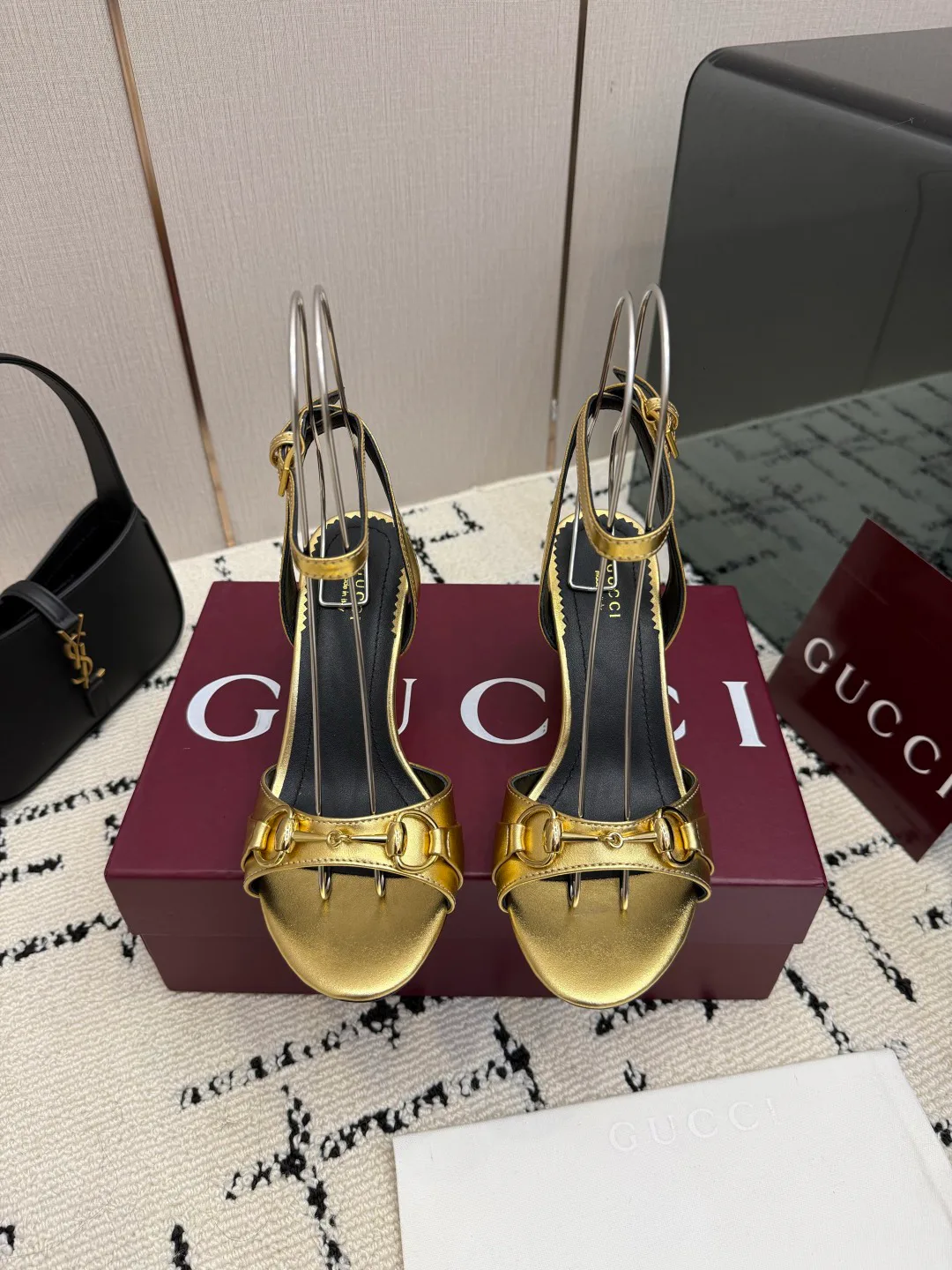 Босоножки Женские Gucci 18049074