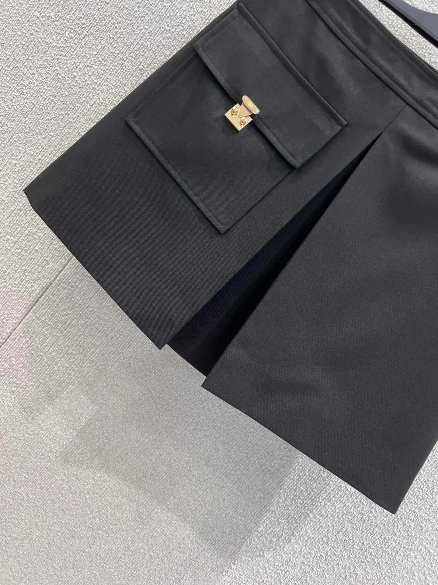 Юбки Женские Louis Vuitton 1217484