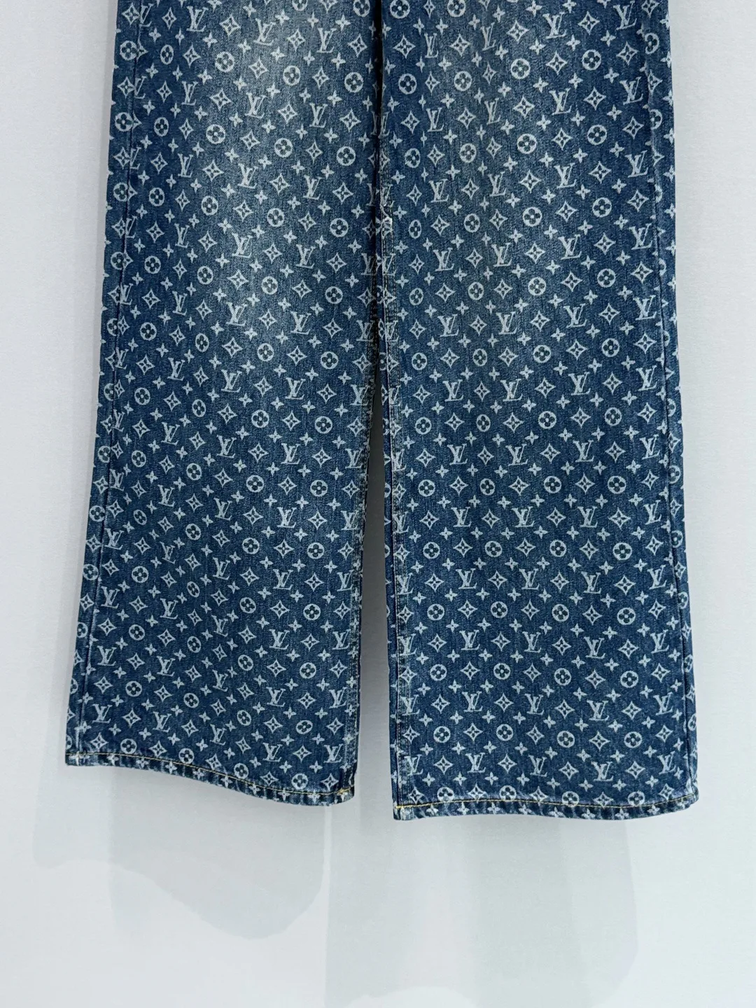 Джинсы Женские Louis Vuitton 13193462