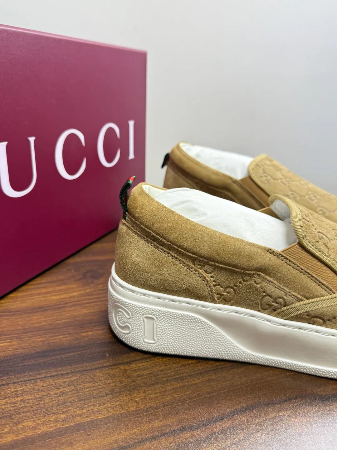 Кроссовки Мужские Gucci 20143298