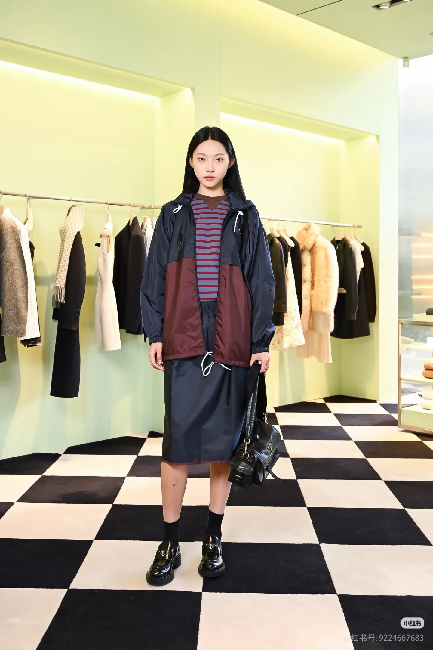 Куртки И Пуховики Женские Prada 10466762