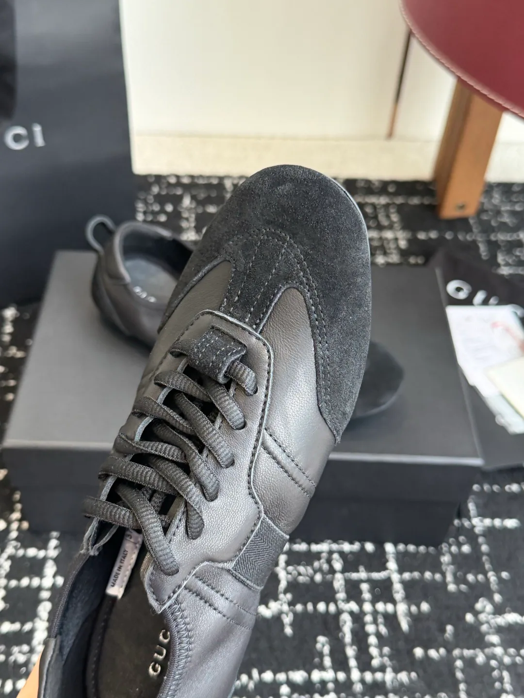 Кроссовки Женские Gucci 18121096