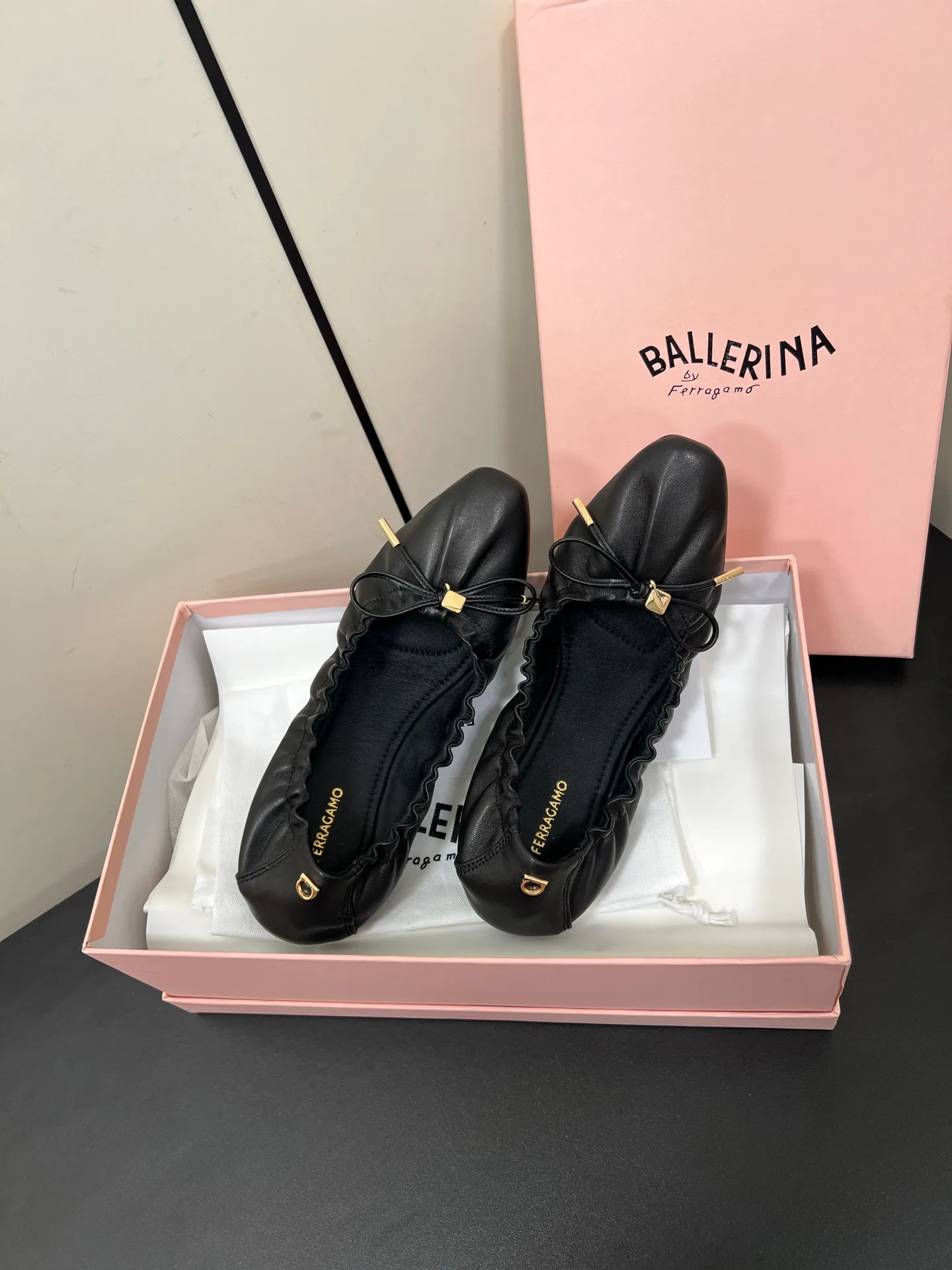 Балетки Женские Salvatore Ferragamo 578174