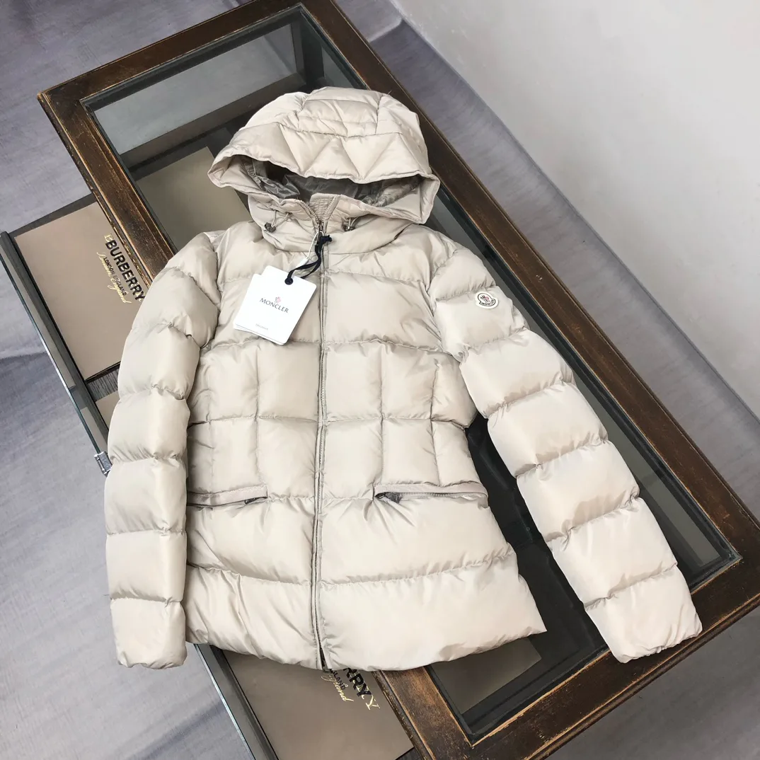 Куртки И Пуховики Женские Moncler 6179082