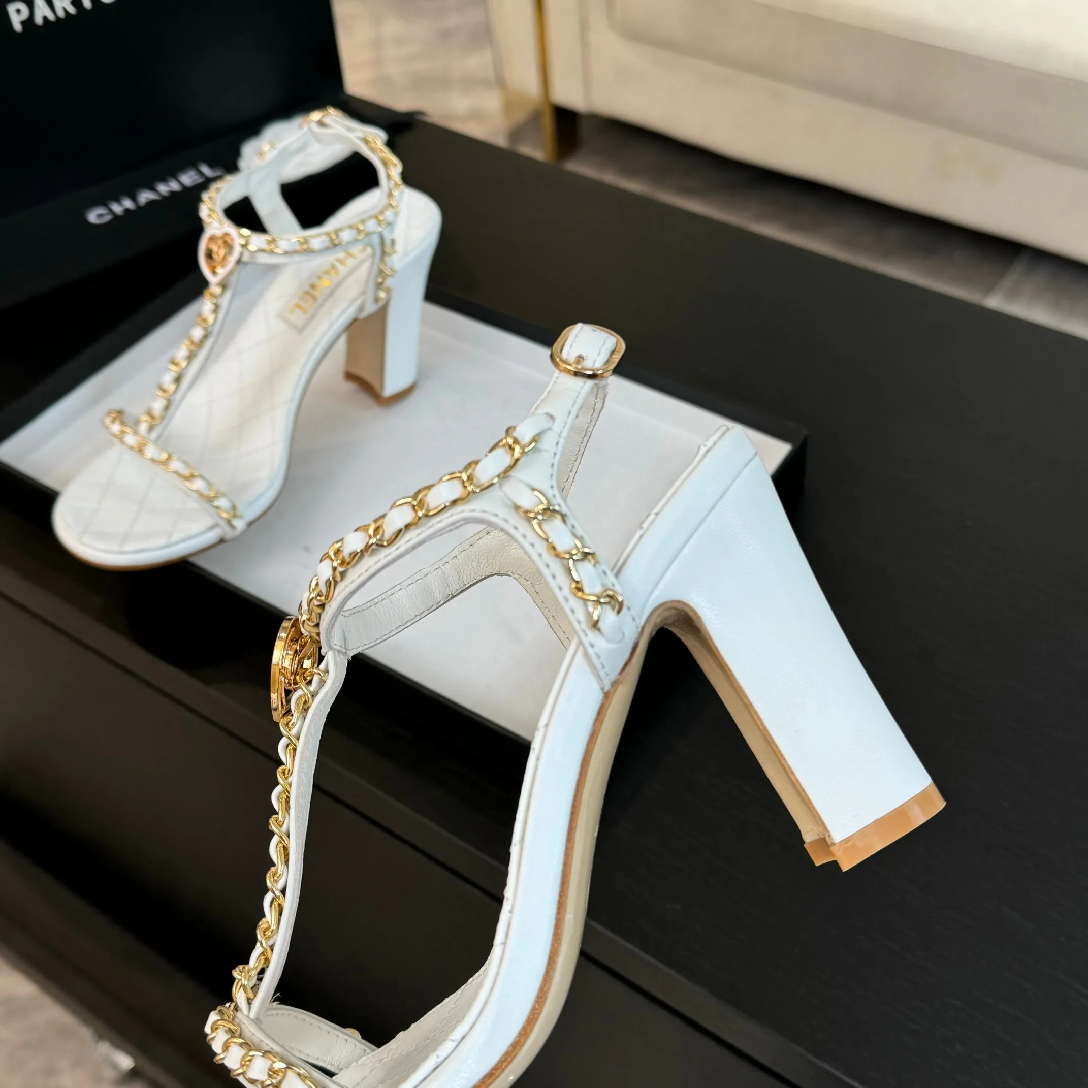 Босоножки Женские Chanel 11414408
