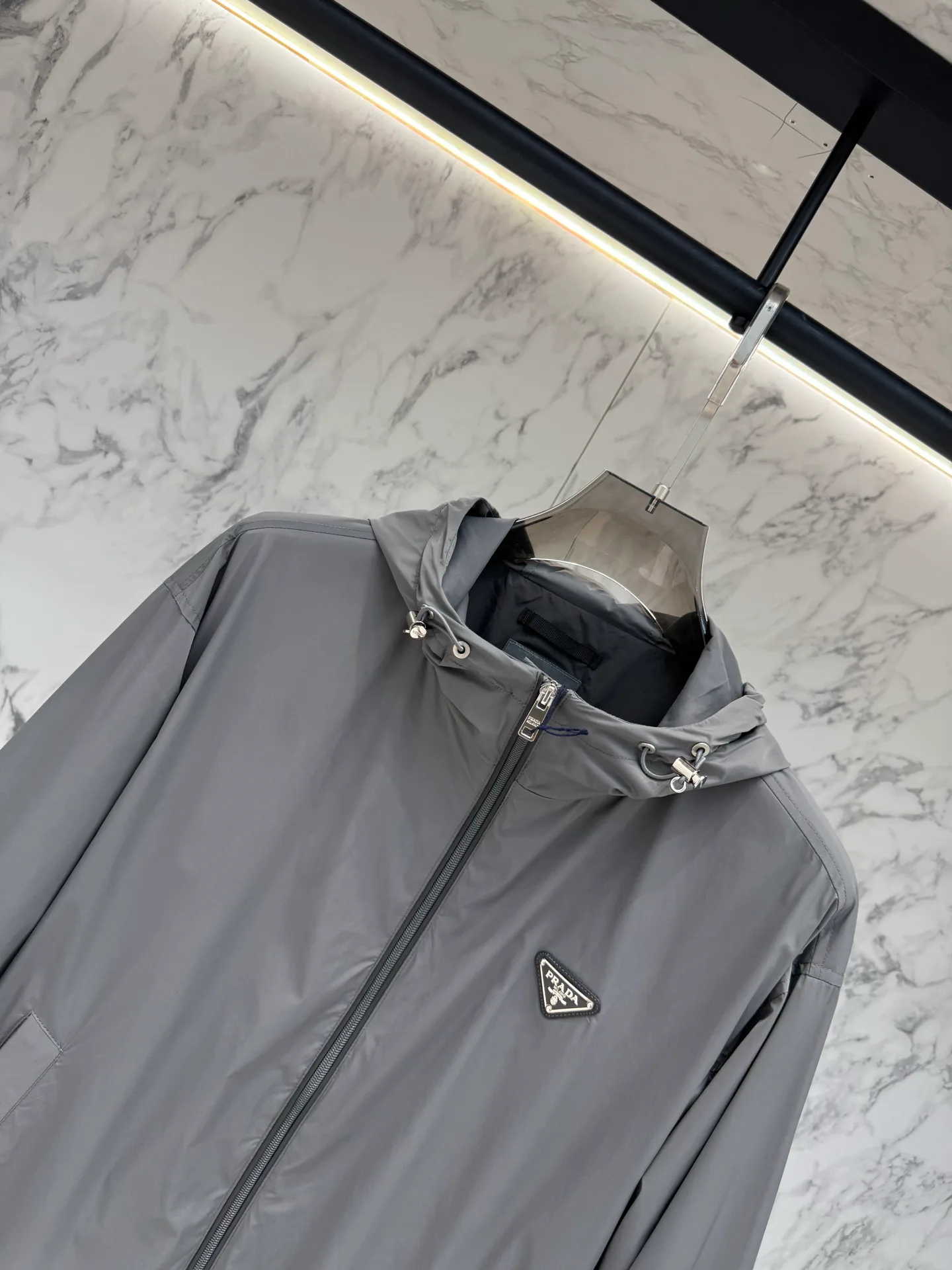 Куртки И Пуховики Мужские Prada 11512936