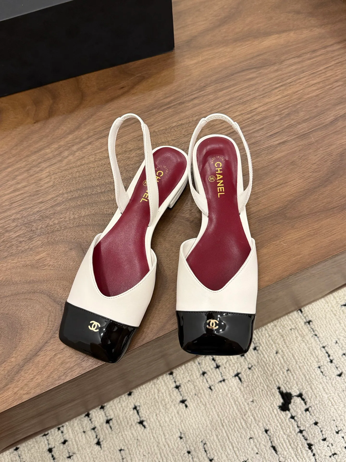 Туфли Женские Chanel 12608000