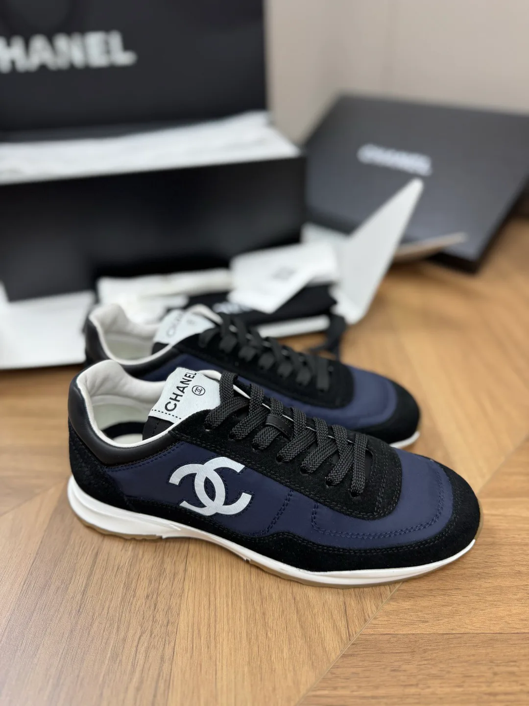 Кроссовки Женские Chanel 11802456